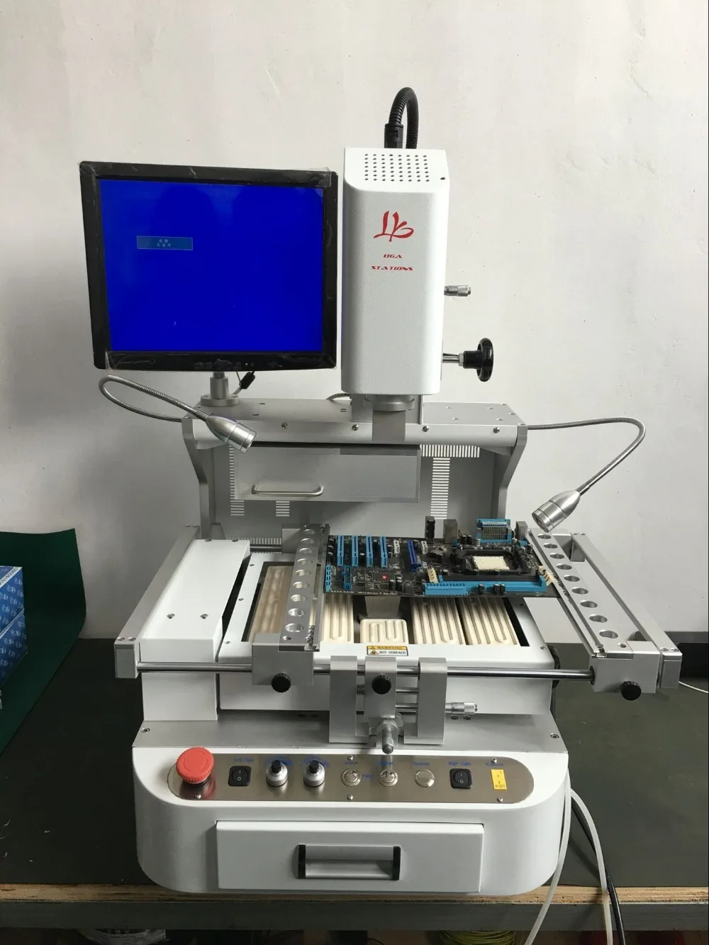 R890 (13)