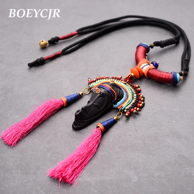 

BOEYCJR Ancient Tribe Style Natural Wood Human Face Chain Handmade Ethnic Vintage Long Pendant Necklace For Women Jewelry 2019