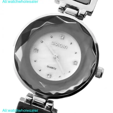 FW721C PNP Shiny Silver Watchcase White Dial Silver Mirror Glass  Bracelet Watch