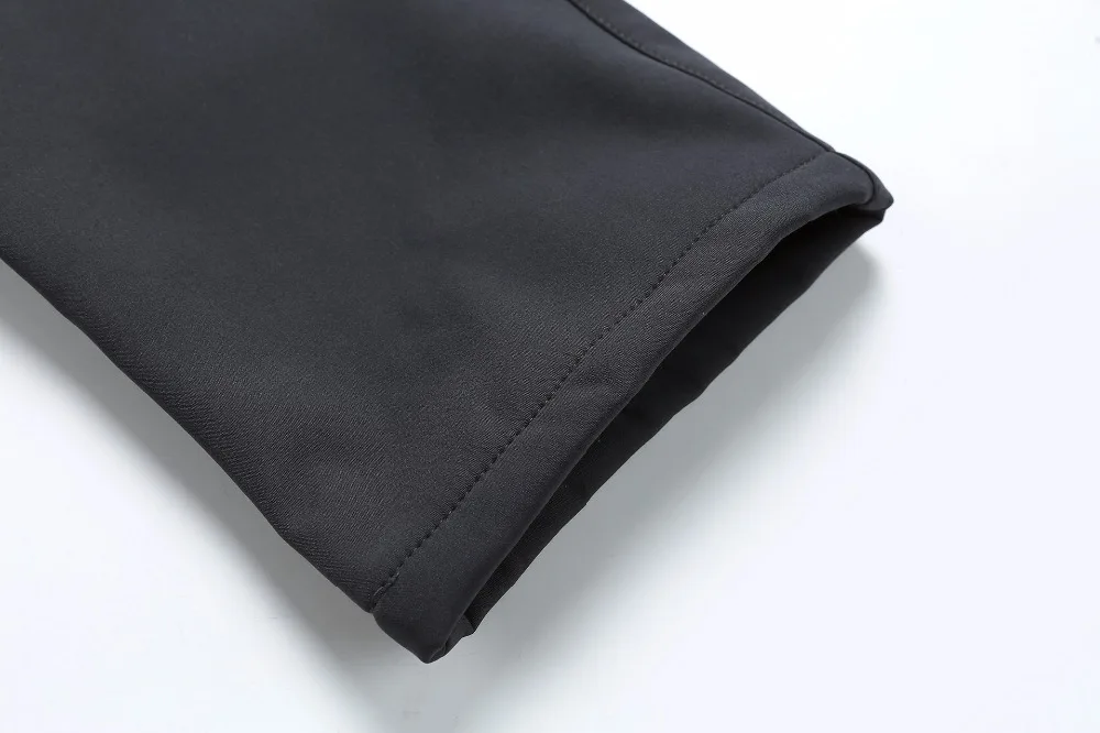 4636515005_1832000105