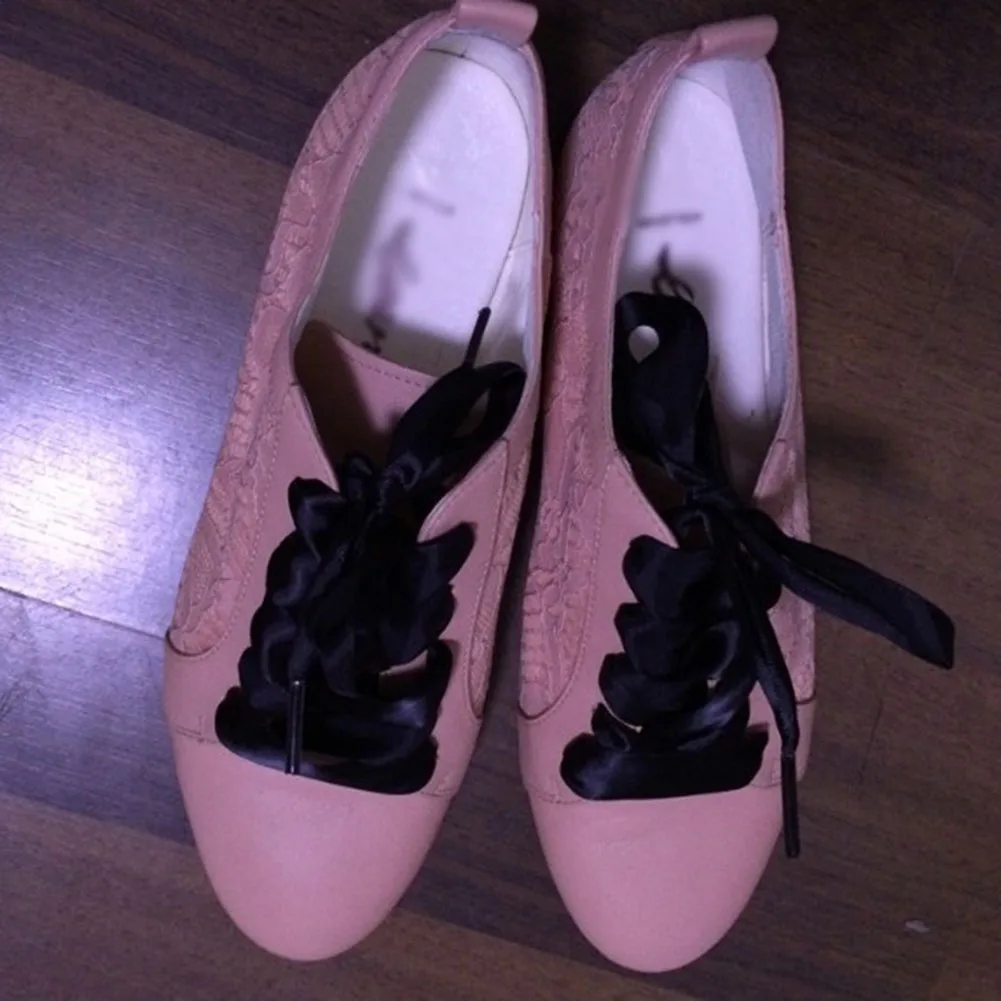 1 Pair 140cm Shoelaces Candy Color Flat Silk Ribbon Shoelaces Sneaker Shoe Strings 2cm Wide Shoelaces Ribbon Solid Color Hot
