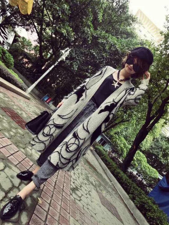 2341824781_1894206414