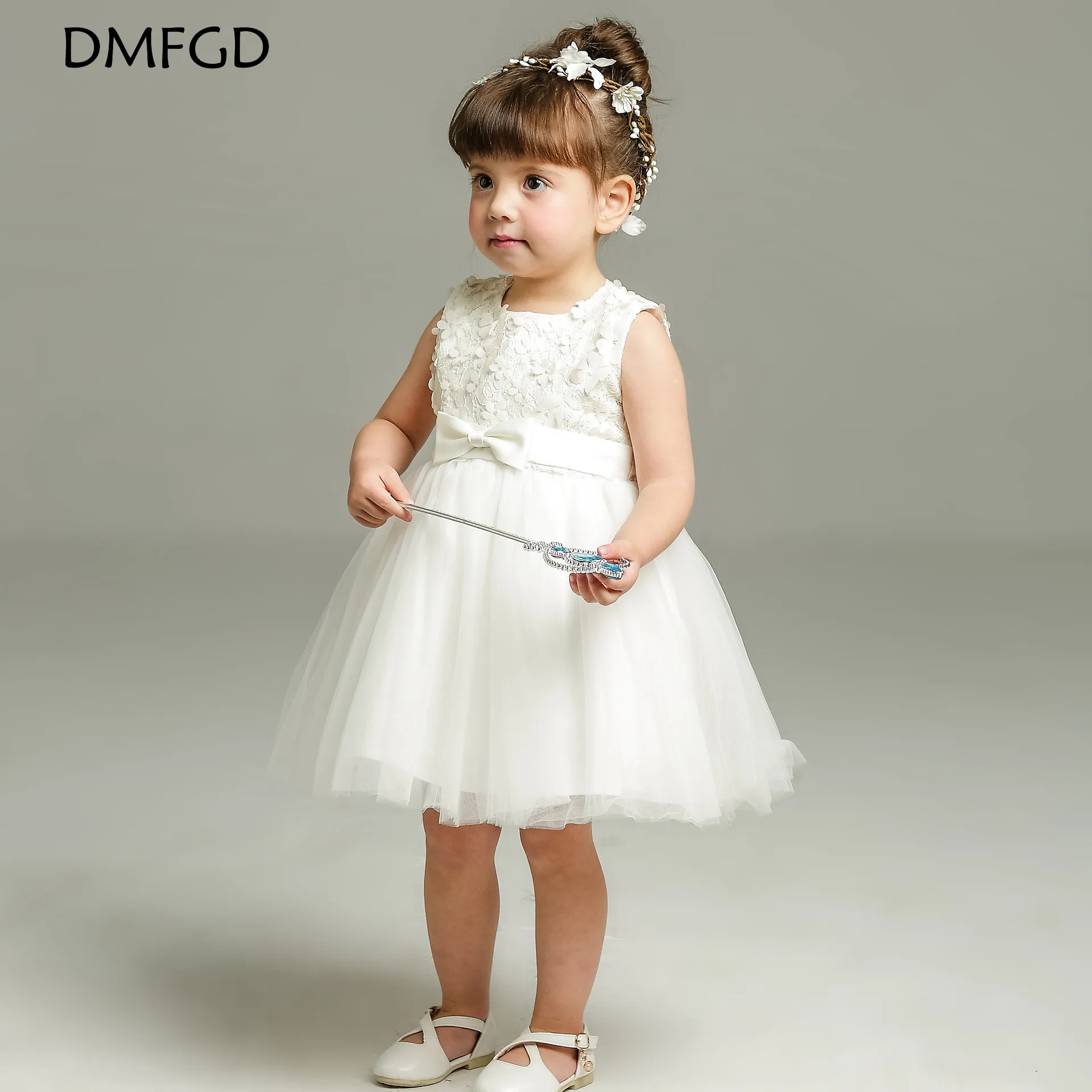 

Maggie baby girl posing wine wedding dress girl flower princess princess dress