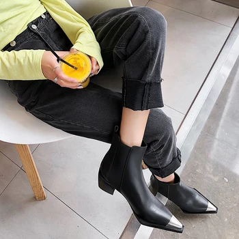 

Women ankle boots Genuine Leather 22-25 cm pointed toe Chelsea boots Motorcycle boots spring and autumn boots fashion