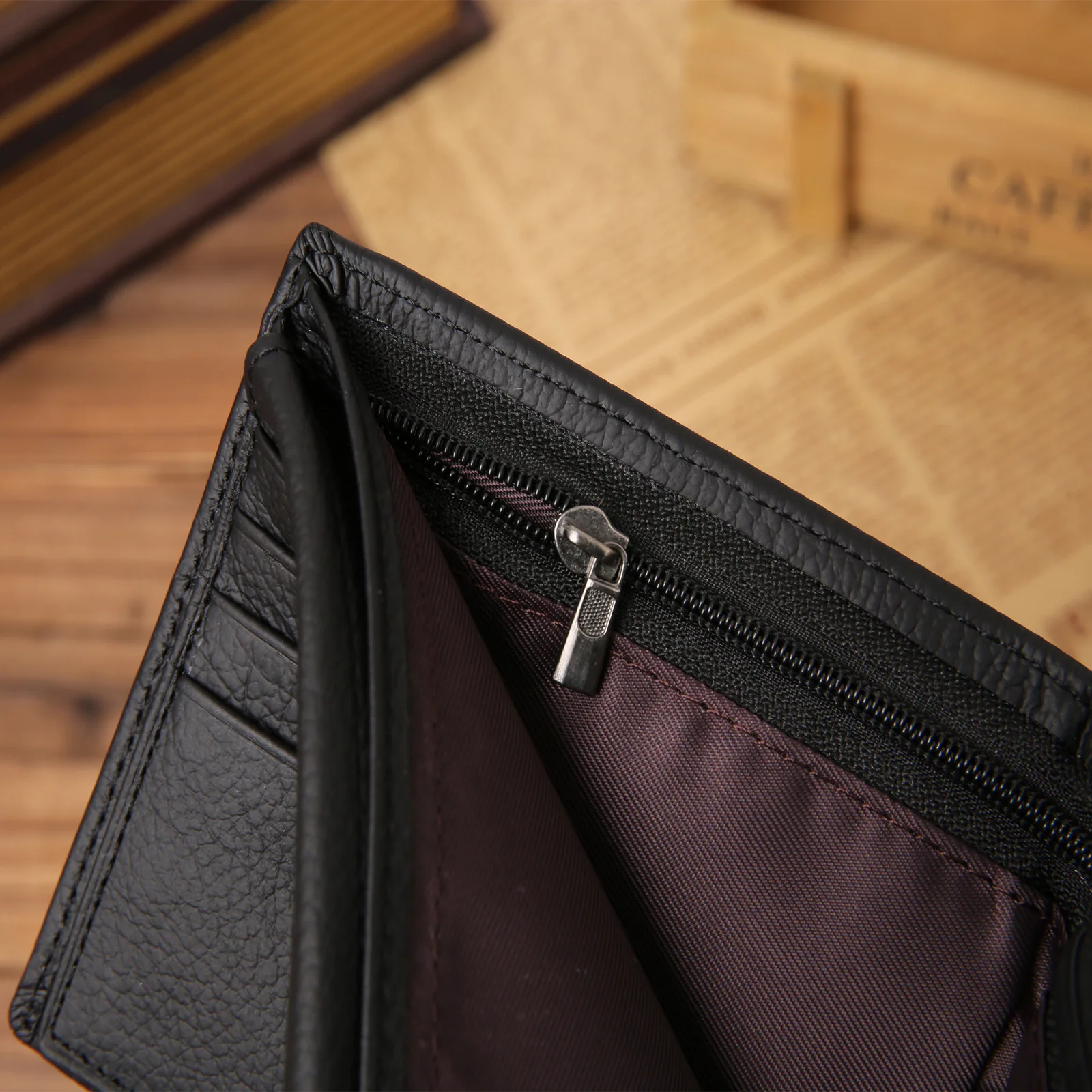 100% Genuine Leather Mens Wallet Premium Product Real Cowhide Wallets for Man Short Black Walet Portefeuille Homme Short Purses 100% Genuine Leather Mens Wallet Premium Product Real Cowhide Wallets for Man Short Black Walet Portefeuille Homme Short Purses