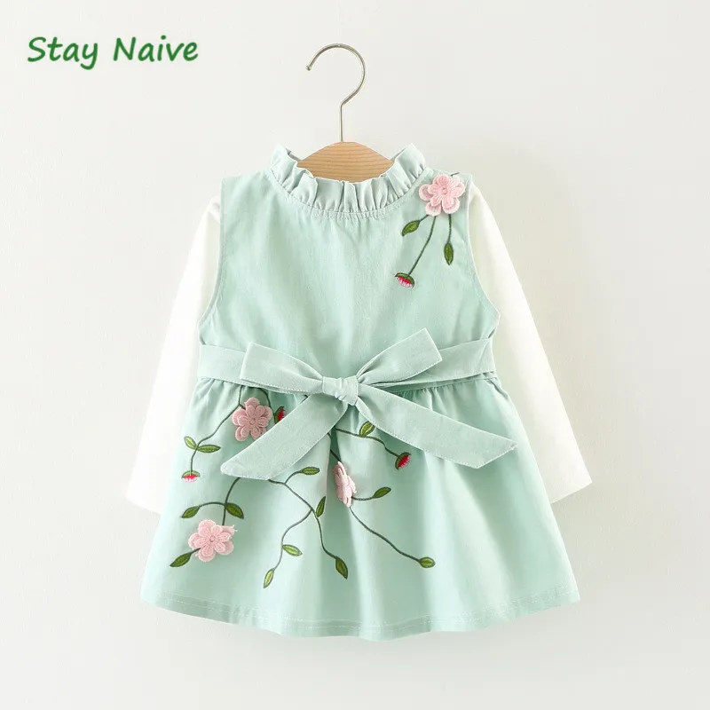 

2017 autumn new girl long sleeves two-piece dress princess cute embroidered dress