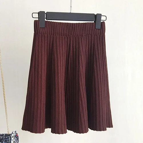 Плиссированная юбка Streamgirl, школьные юбки с высокой талией для женщин, зимняя женская короткая плиссированная школьная юбка из органической кожи, вязаная Осенняя юбка для девочек - Цвет: Coffee