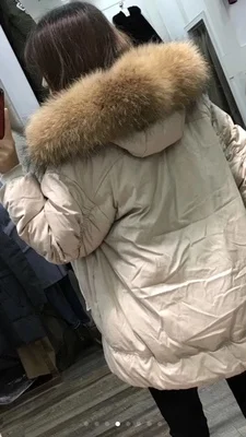 Новинка, корейский стиль женские пуховик женская зимняя куртка puffer parka ткань из натурального меха енота Красный Черный Крем негабаритных