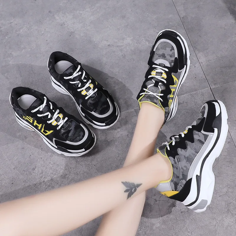 

Casual shoes women plus cotton 2018 autumn and winter new Korean version of Harajuku super fire old shoes.