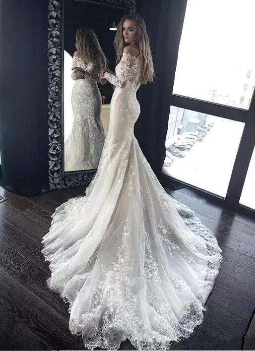 off-the-shoulder-lace-mermaid-wedding-dresses (3)