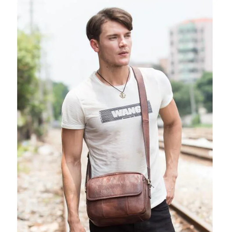 AETOO Casual leather shoulder bag oblique shoulder bag male bag wild first layer of leather oblique shoulder bag female