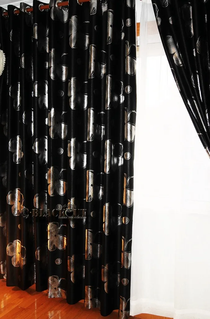 New arrival beautiful full shade blakcout curtains black and silver