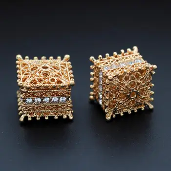 

Square Hollow Pattern Zinc Metal Alloy Spacer Beads Rhinestone CZ Paved Quality Silver Gold Color Hole 2mm Loose Metal Beads