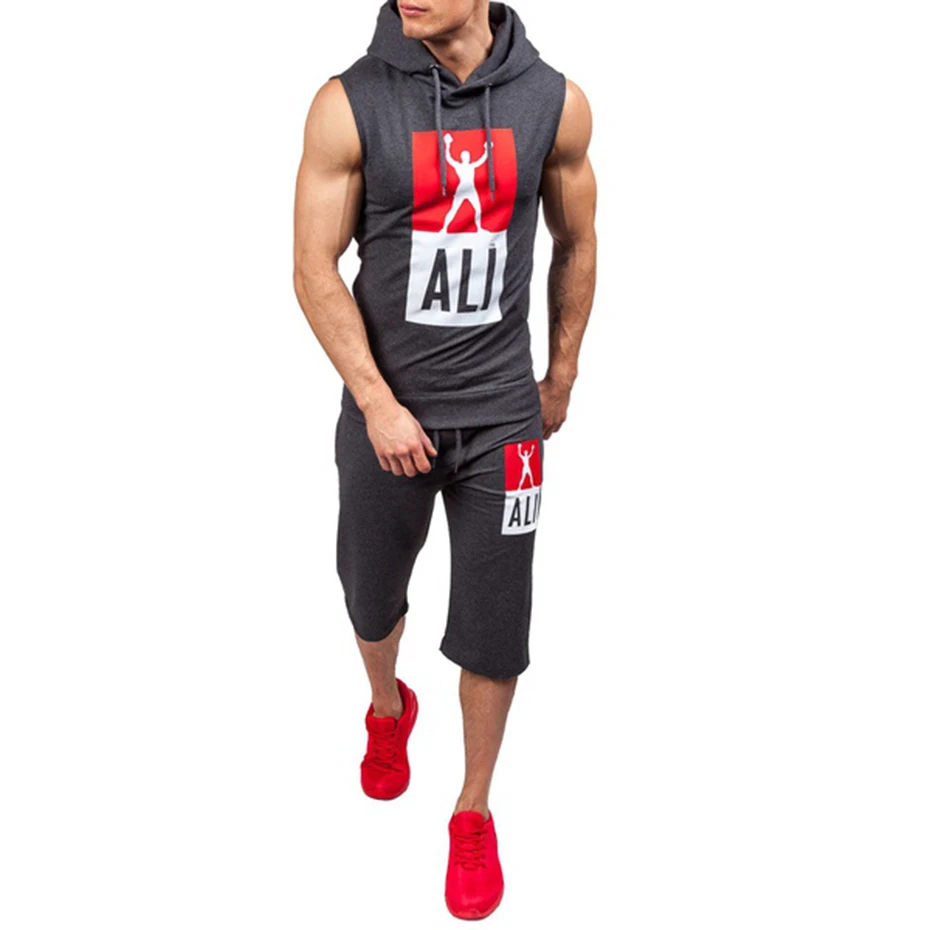 Zogaa Brand New 2018 Casual Mens Sporting Summer Two Piece Tracksuit Sleeveless Vests + Shorts Sweatshirt Training Jersey Set