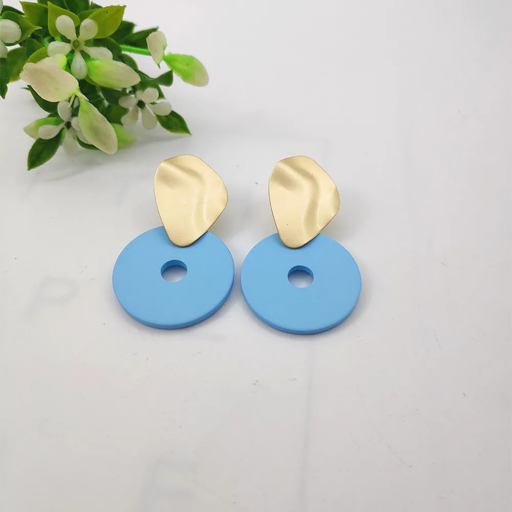 

2019 new irregular geometric earrings hanging 28mm acrylic round pendant earrings hollow big earrings for women jewelry W432