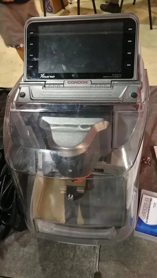 xhorse-condor-xc-mini-plus-key-cutting-machine-pic-1