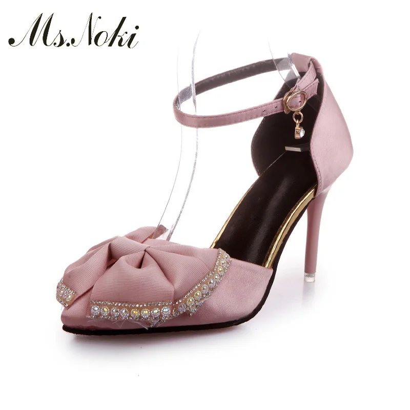 

2018 Bowie Crystal Ankle Strap Heels Women Sandals Summer Shoes Women Pointed Toe Chunky High Heels Party Dress Sandals Ms Noki