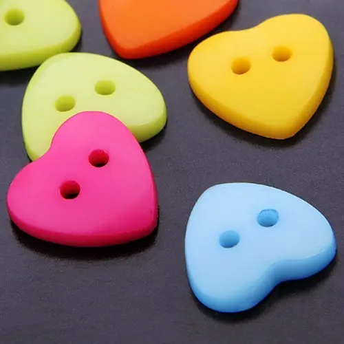 

HGHO- 100X Plastic Heart two-hole Button Sewing Buttons