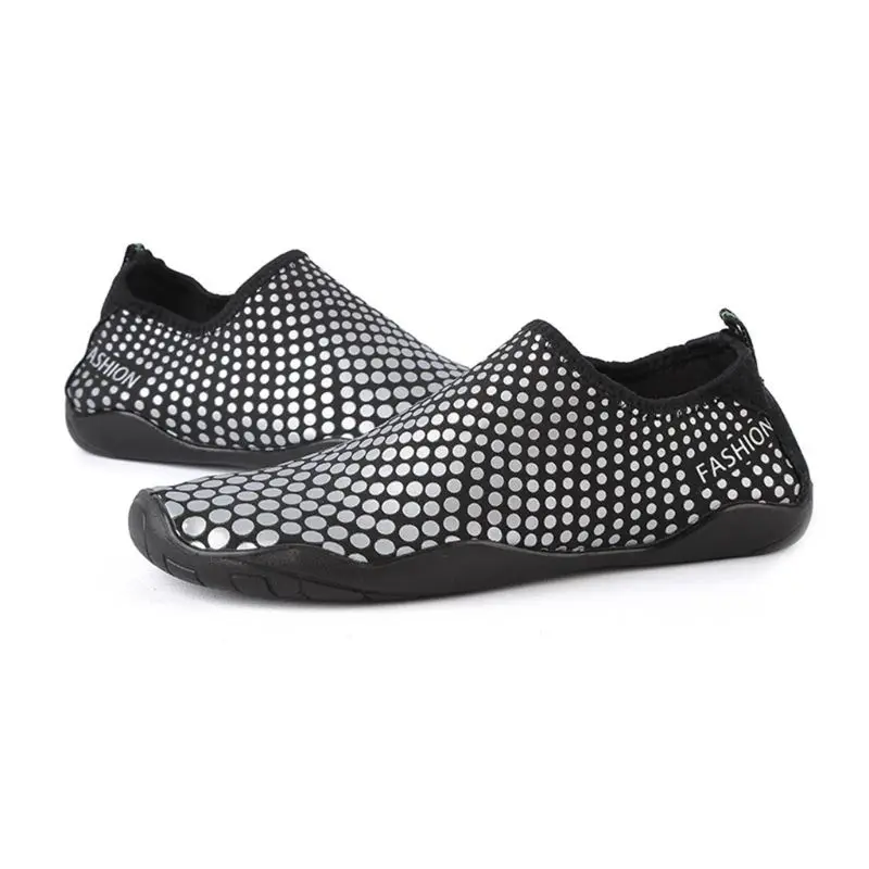 

1 Pair Unisex Swim Shoes Anti Slip Socks Beach Pool Surfing Yoga Wear Not Absorbing Water Lightweight Swimming Accessory