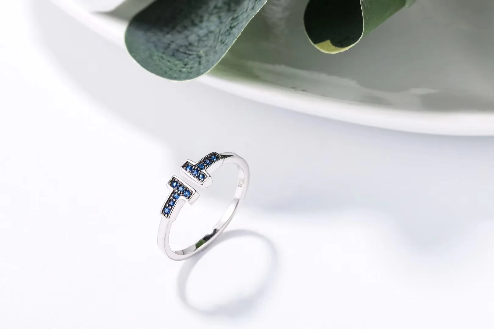 

TSHOU193 Fashion suit blue crystal drop earrings necklace ring jewelry three-piece suit