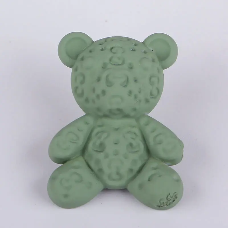 绿色