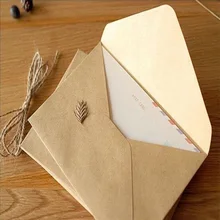 50 шт./лот, Винтажный простой конверт из крафт-бумаги, 16*11 см, подарочные конверты diy для свадьбы, красные конверты, принадлежности