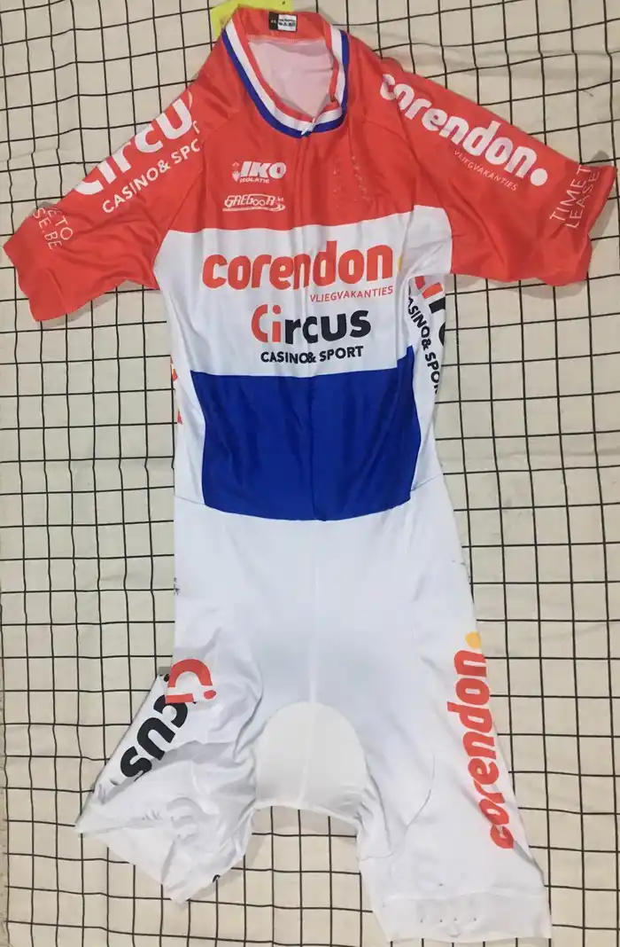 corendon circus cycling jersey