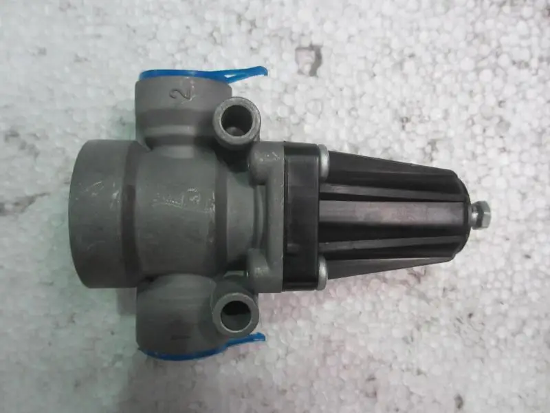 

Genuine SHACMAN Delong F3000 Truck Spare Parts Pressure limiting valve 81.52101.6269