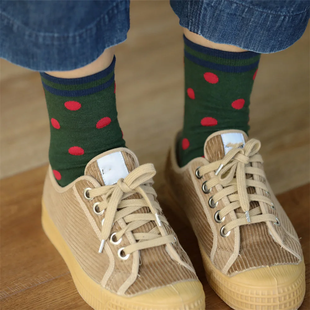 Модные цветные женские носки в горошек; сезон весна-осень-зима; Качественные теплые носки; высококачественные жаккардовые носки в полоску