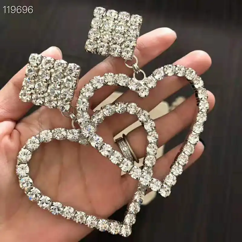 

2019 Europe and America New Exaggerated Love Heart Big Earrings For Women Fashion Night Club Shiny Rhinestone Earings