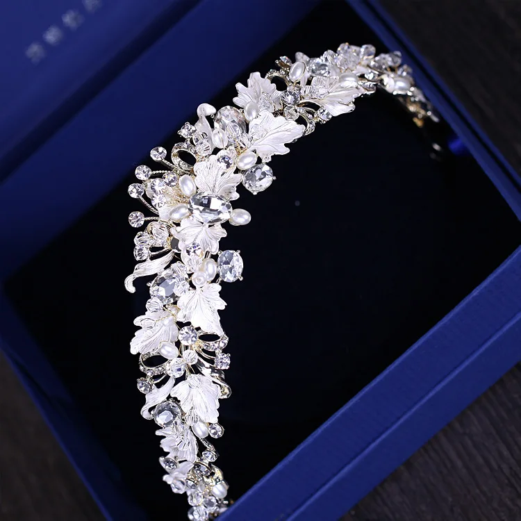Hair Accessory Hair Headdress Bridal Headwear Hair Band Crown Baroque Vintage Gold Color Rhinestone Pearl Flower Bridal Crowns Tiaras Headband Crystal Diadem Crown Wedding Hair Accessories