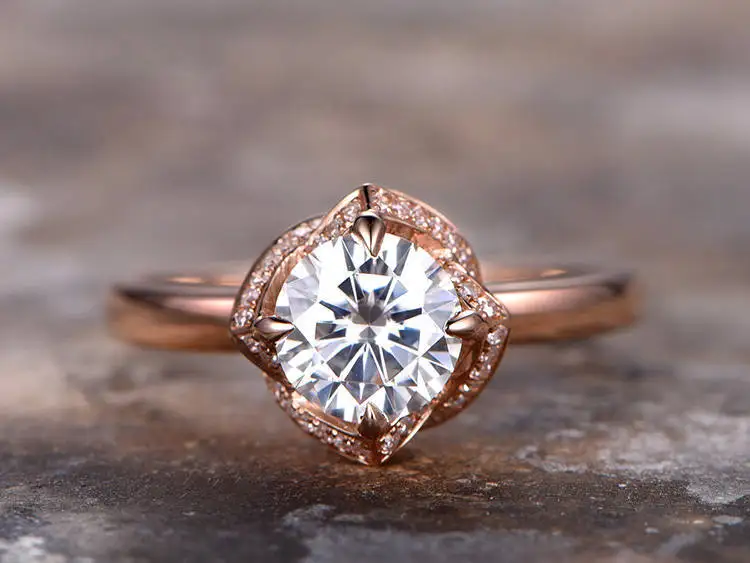 

6.5mm Round Cut Engagement ring 925 sterling silver wedding band yellow gold plated 4-prongs CZ Bridal ring Retro vintage Pave