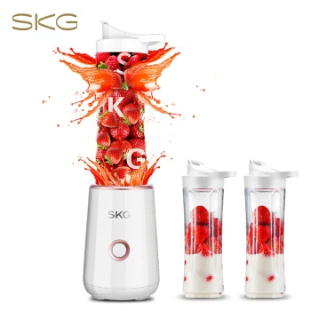 

Home Multifunction Portable Juicer Milkshake Water Mini Electric Juice Machine with Three Cups