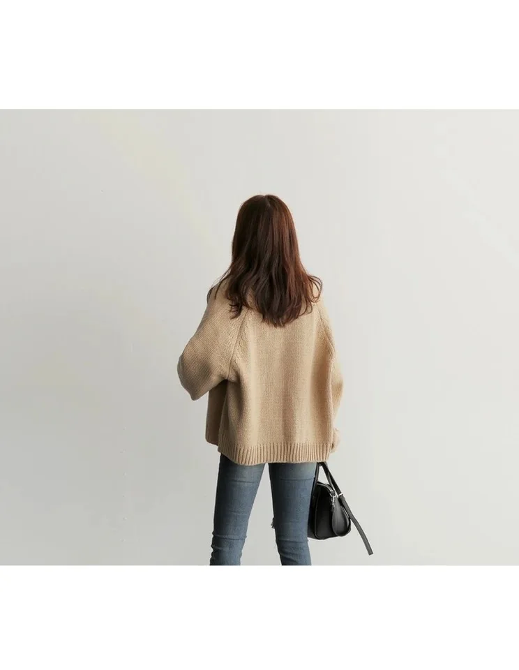 winter New Korean edition loose Pure Color hundred short knitted blouse female outside sweater coat lazy wind cardigan tide winter New Korean edition loose Pure Color hundred short knitted blouse female outside sweater coat lazy wind cardigan tide