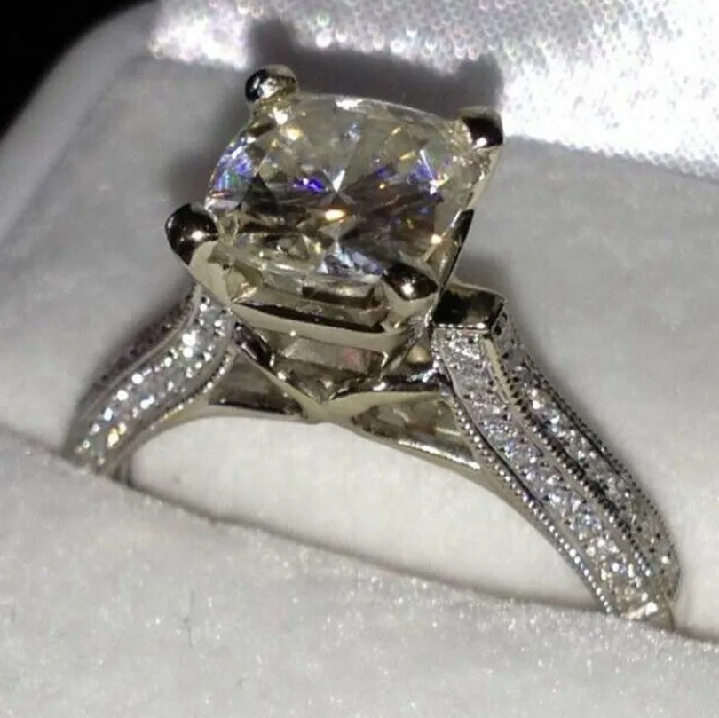 Женское кольцо с цирконием Bague Etoile Трендовое Золотое 925 цветов AAA для свадьбы и