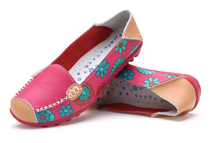 Женская обувь на плоской подошве; коллекция года; повседневные лоферы из искусственной кожи; прогулочная обувь с цветочным принтом; женские мокасины; модная брендовая женская повседневная обувь; DT913