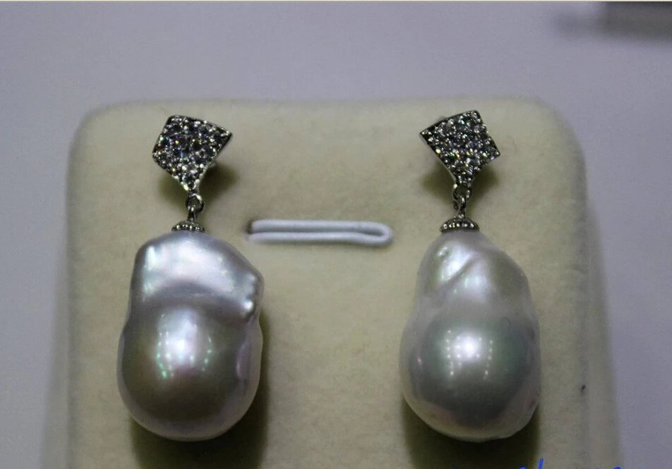

Free shipping White freshwater pearl Earring 13-13.5mm Alloy "Handmade" 6.10