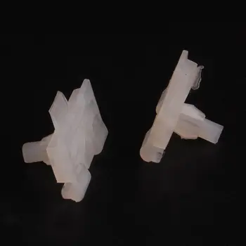 

Lower Ledge Moulding Nylon Clip Fastener For Benz E300 E260 006-988-30-78