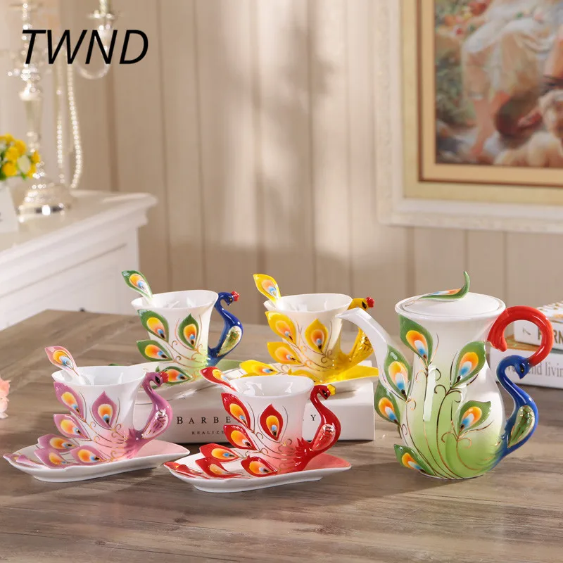 Bone china 3D peacock coffee pot cups sets Europe style coffeeware tea kettle mugs with saucer spoon drinkware lovers gifts Bone china 3D peacock coffee pot cups sets Europe style coffeeware tea kettle mugs with saucer spoon drinkware lovers gifts
