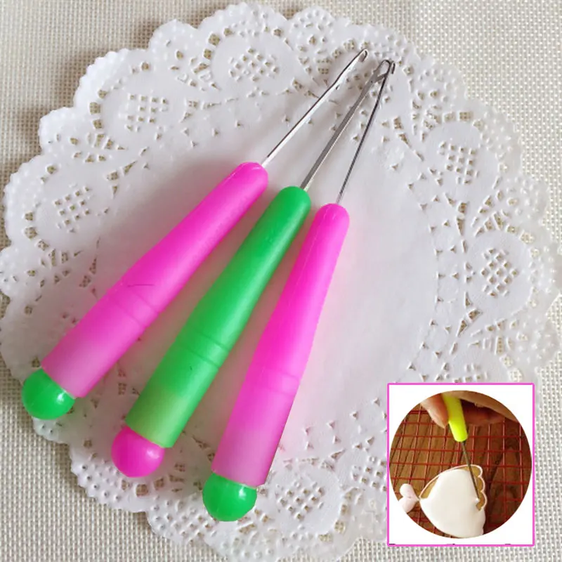 

2 Pcs Set Crochet Hooks Steel Plastic Handle Knit Weave Craft Needles DIY Handmade Sweater Carpet Yarn Sewing Tools can CSV
