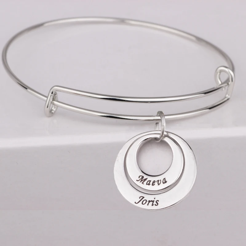 

High Quality White Gold Plating Bangles Custom Made Names Birthday Gift for Mom and Kids Family Jewelry Can Drop Shipping YP3064