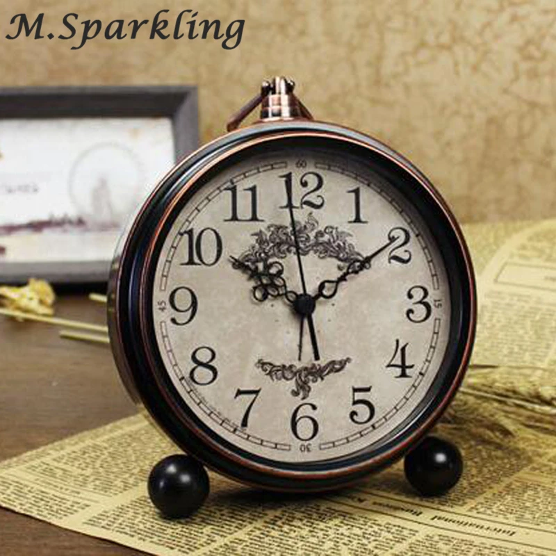 Retro European Round Alarm Clock Stand Silent Quartz Clock Simple Bedside 5.5 Inch Digital