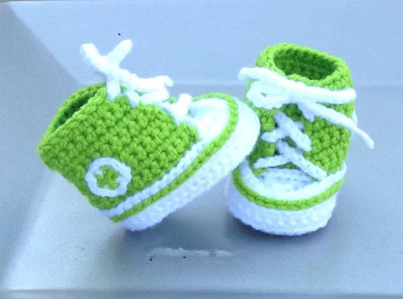 tenis em croche para bebe