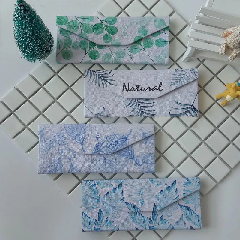 

Fashion Simple Nordic Portable Spectacle Cases Folding Triangles Eyewear Protector Top-grade PU Sunglasses Box Eyeglasses Case