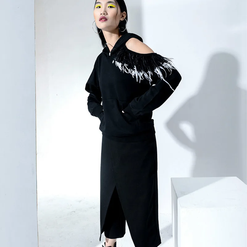 Свитер с капюшоном TWOTWINSTYLE весенний ассиметричный длинным рукавом|women hooded|hooded
