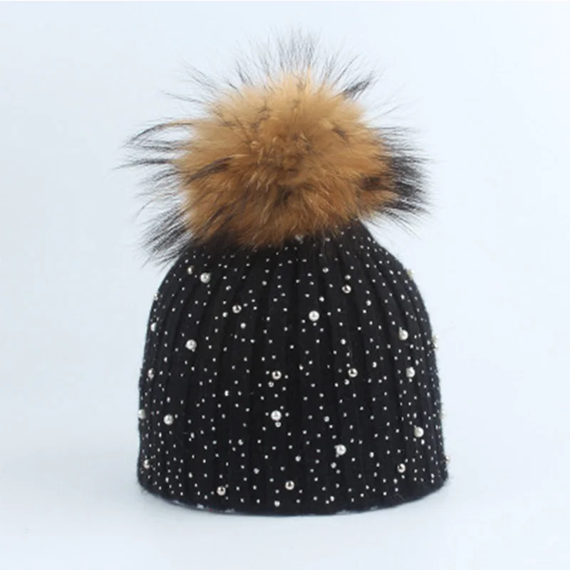 

Real Fur Big Ball Skullies Beanies Hats For Women Female Winter Hats Pompoms Knitted Warm Caps Men Casual Warm Hat Gorros