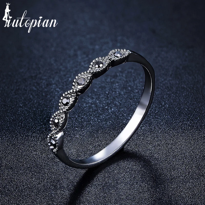

Iutopian Brand New Arrival Vintage Jewelry Anti Allergy Simple and delicate Ring with Black Crystal for Women #RB0091