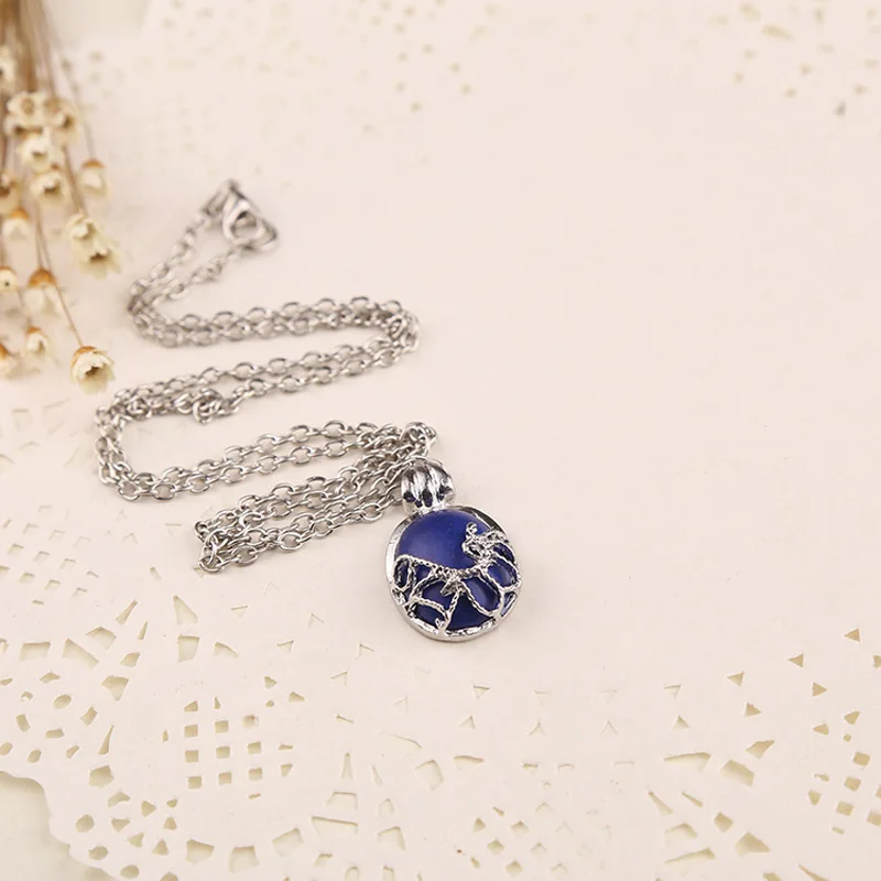 2466836643_1903127858