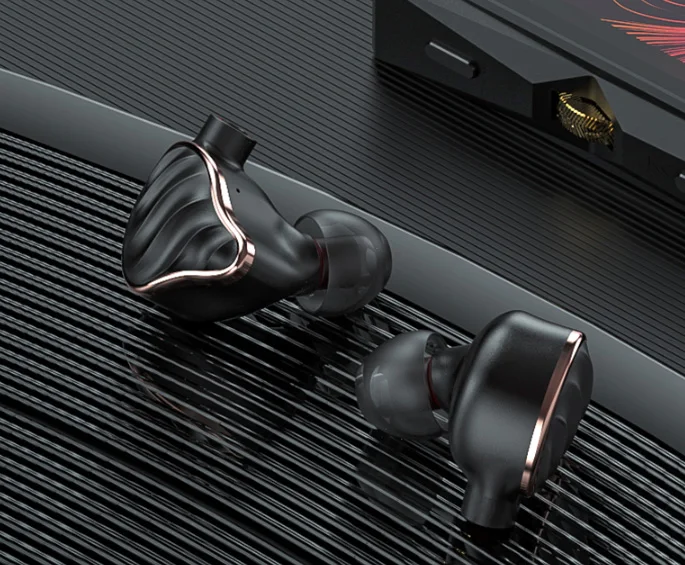 Флагманские Hi Fi наушники FIIO FH7 5 гибридных драйверов (4 Knowles BA + 13 6 мм динамик) IEM
