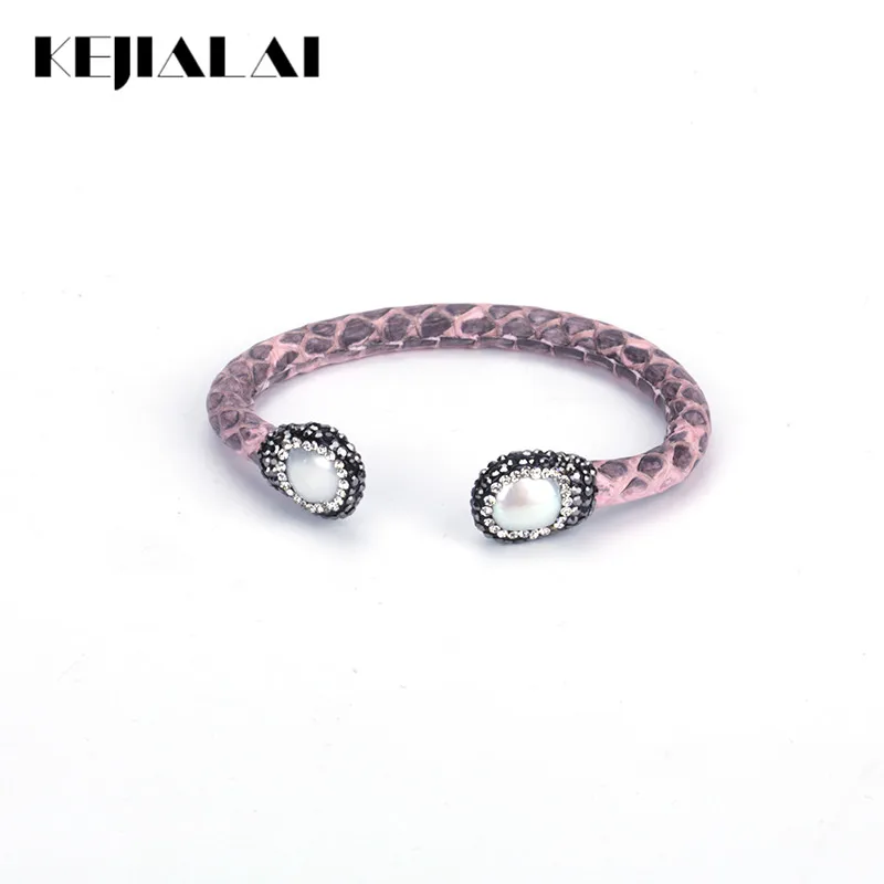 

KEJIALAI Bracelets Bangles Leather Python Luxury Women Freshwater Pearls Geometric Bangles Python Leaher Irregular Bangles B231